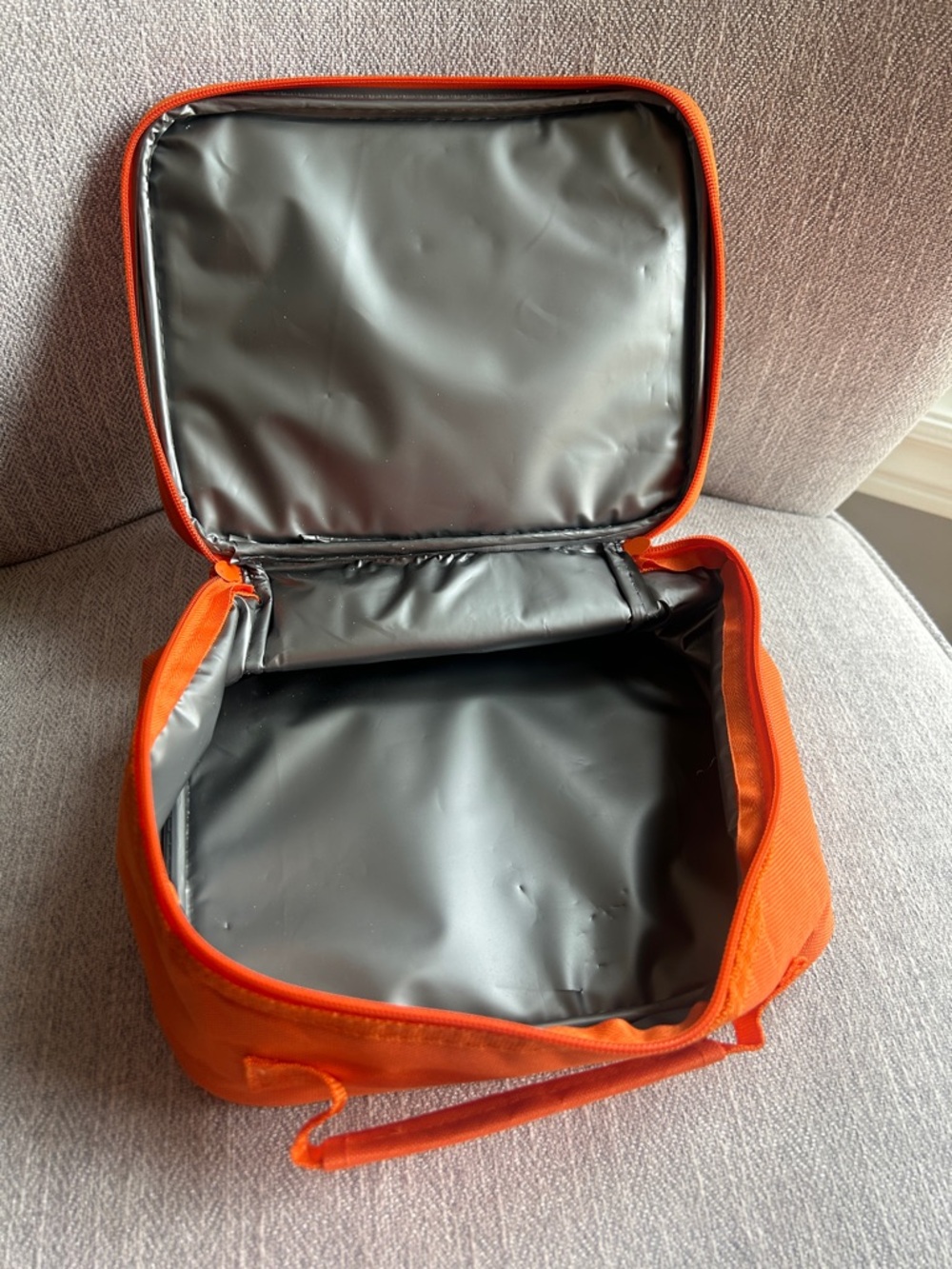 Anaheim Ducks NHL Hockey Lunch Bag with Mask Logo - Picture 2 of 3